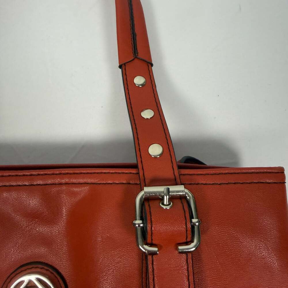Relic Red Faux Leather Multi-Pocket Tote Shoulder Bag - Picture 10 of 12
